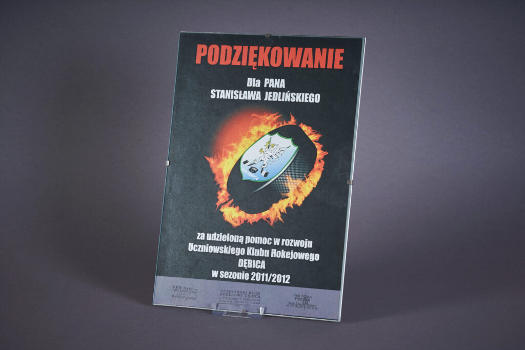 Podziękowania z pomoc w rozwój Uczniowskiego Klubu Hokejowego Dębica 2012r.